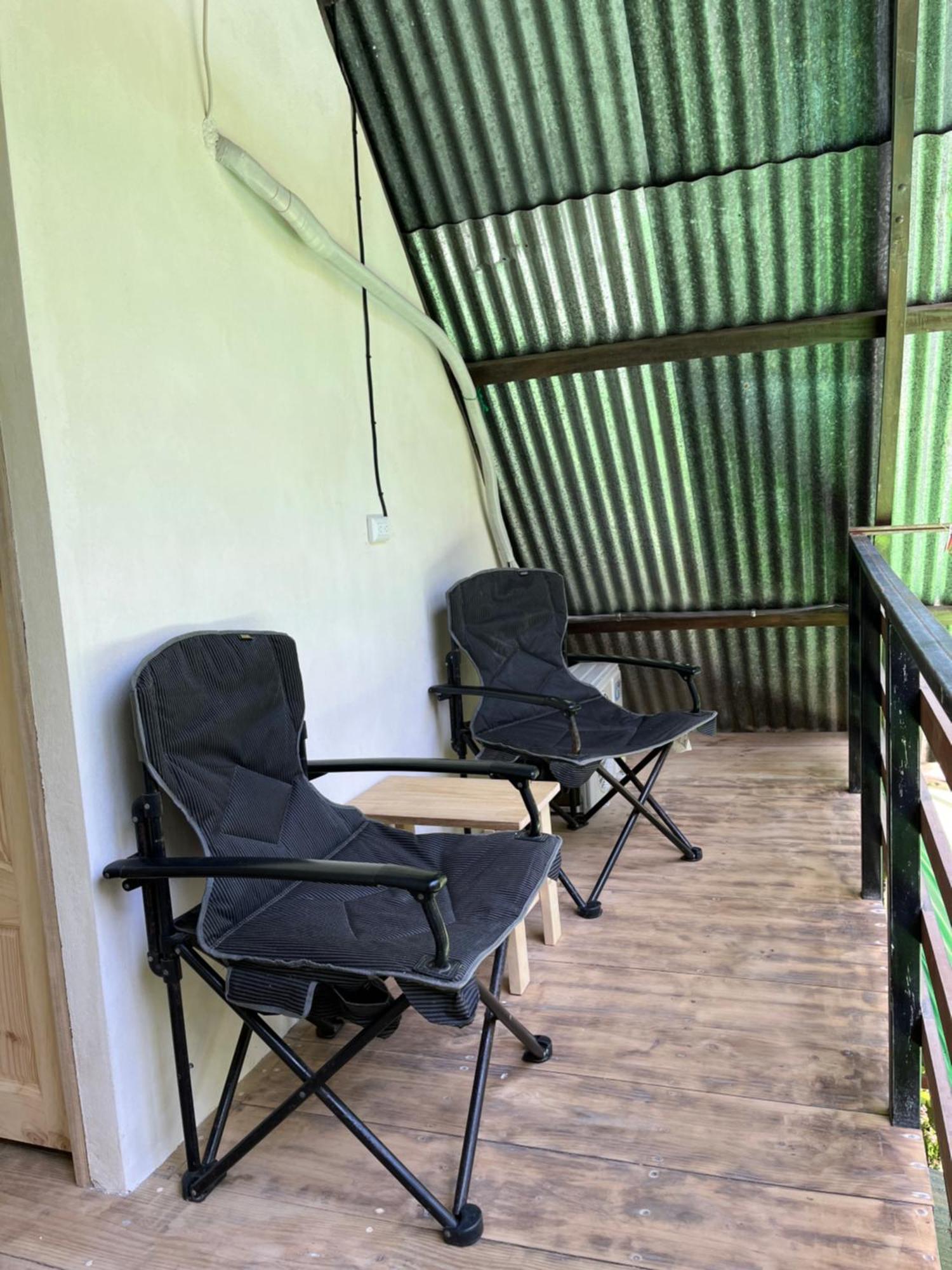 Hostel Tuanis Surf Camp Playa Santa Teresa  Exterior photo
